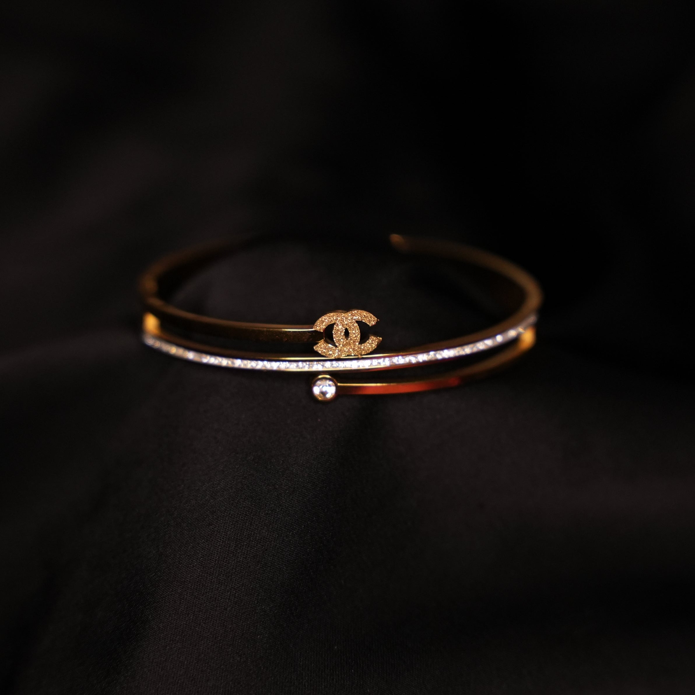 The Couture Classic Cuff